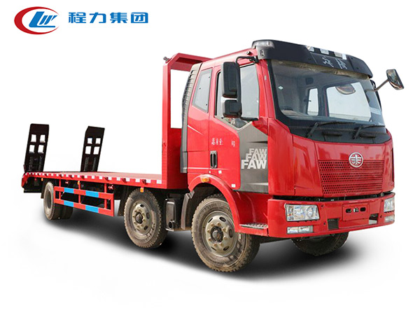 解放J6小三軸平板運(yùn)輸車