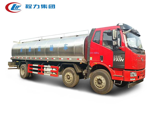 19-22立方解放小三軸J6鮮奶運(yùn)輸車