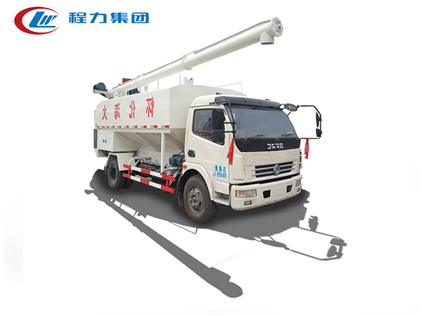 東風(fēng)多利卡6噸飼料運輸車