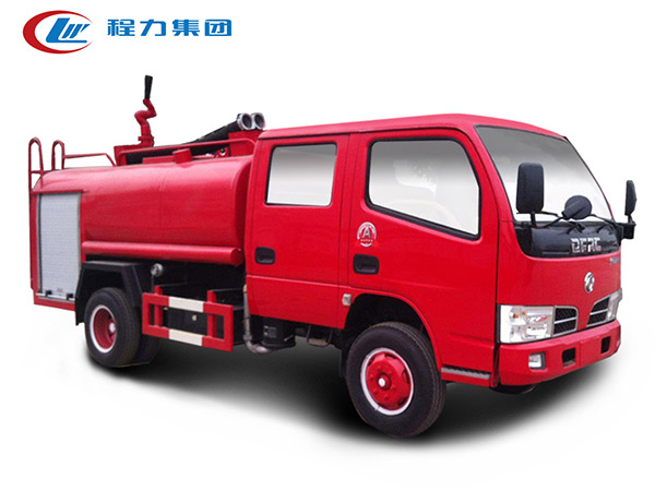 東風(fēng)3.5噸雙排消防灑水車